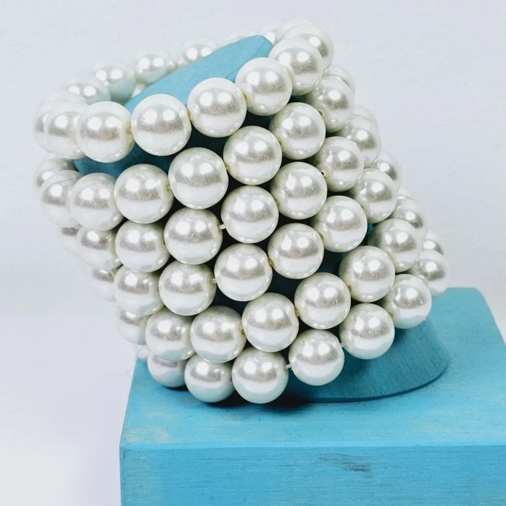 Set of 6 Large Rounded White Pearl Bracelets, Stretch PLUS Bonus Bracelet!